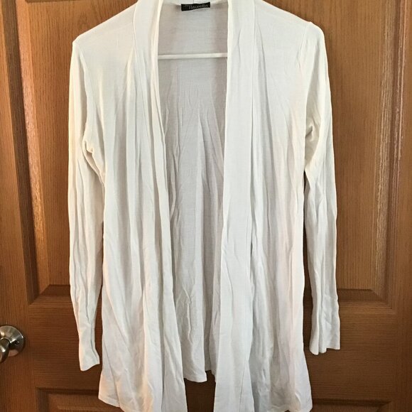 J M Fleurette Cardigan - Picture 1 of 2